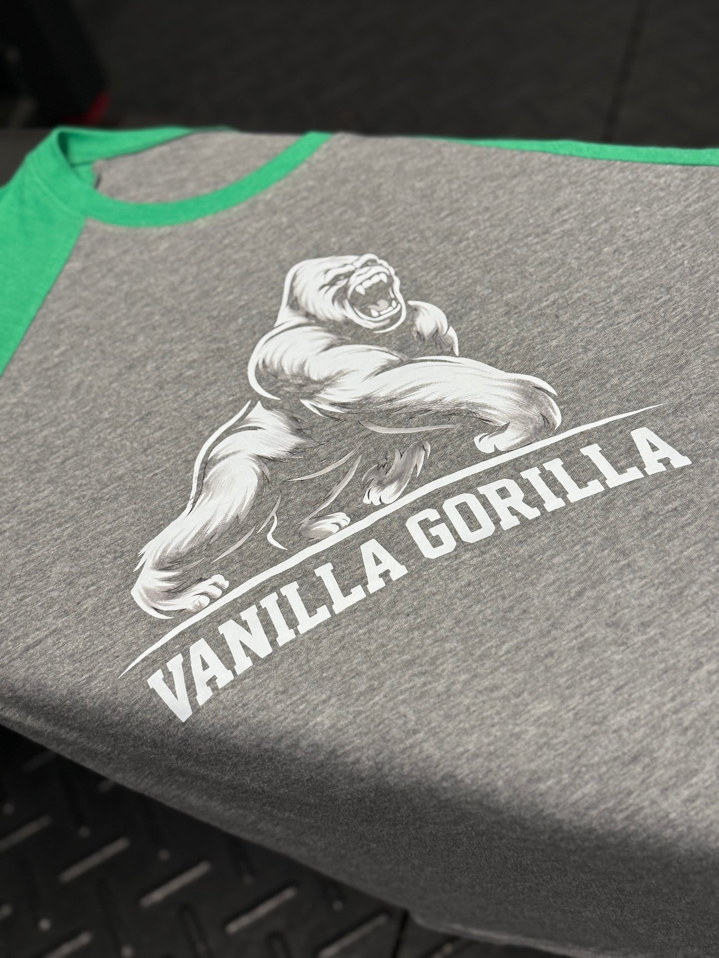 Walking Gorilla 3/4 sleeve